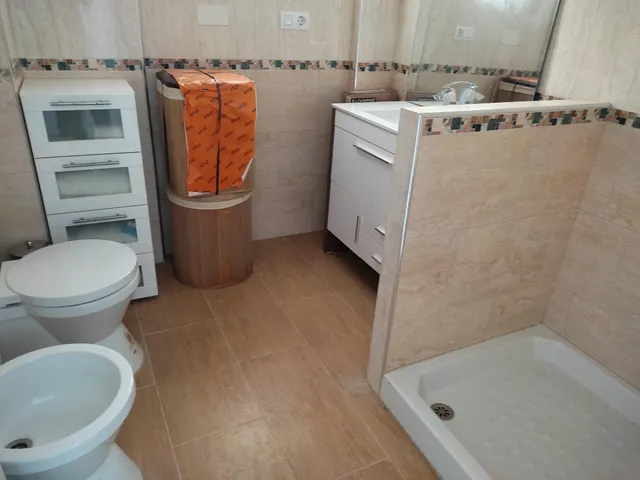CHALET SEMINUEVO A DOS PASOS DE ELCHE — 28