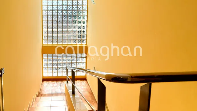 Impresionante chalet en Colinas de Venta Cabrera — 31