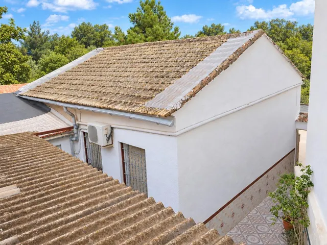 Casa independiente de 200 m2 con cinco habitaciones, dos cocinas y solárium en San José de la Vega — 27