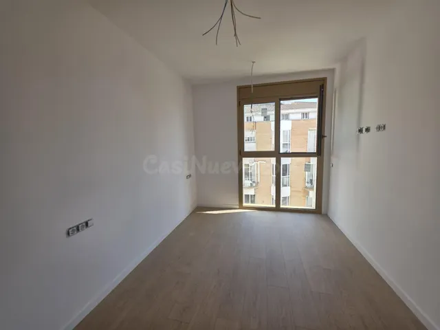 Piso con terraza privada de obra nueva en av. barberà — 5