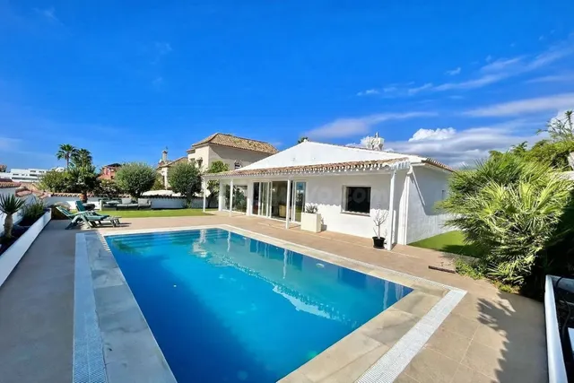 Chalet 3 habitaciones 251m² en venta - Marbella — 2
