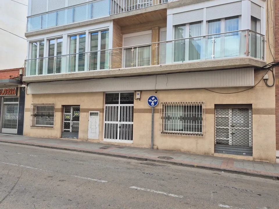ALQUILER LOCAL COMERCIAL EN CALLE MAYOR DE LA UNIÓN