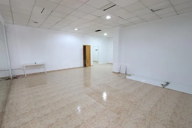 Local comercial 1 habitación 100m² en venta - Centro - foto 2
