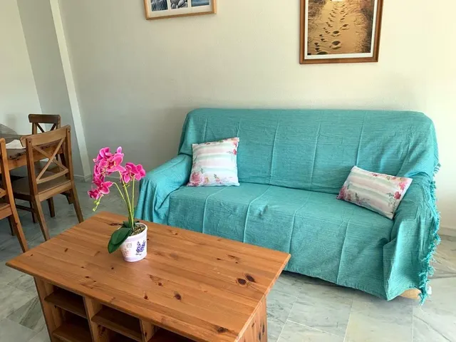 Estupendo piso 2 dormitorios, 2 baños, recinto cerrado. — 12