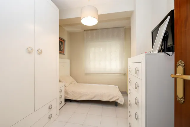 Piso 4 habitaciones 105m² en venta - Realejo — 18