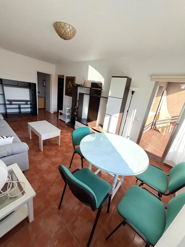Piso de 3 habitaciones en Santa María de Gracia — 7