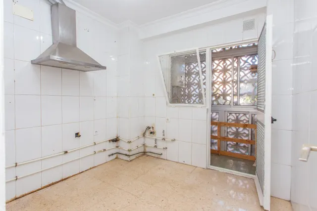Se vende piso zona los marianistas — 16