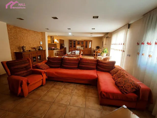CASA INDEPENDIENTE EN LOS RAMOS — 4
