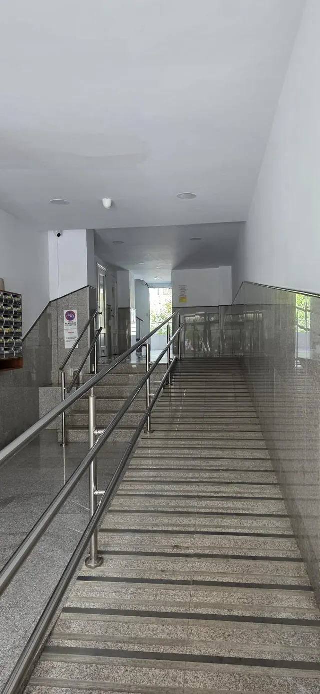 Piso de 3 dormitorios con terraza en Fuengirola — 16