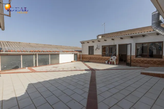 ¡Gran oportunidad en Chauchina Justoa, junto a la entrada de la Carrera de la Virgen! — 20