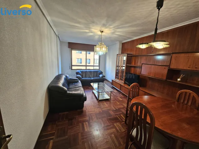 OPORTUNIDAD DE VENTA EN LA ZONA SUR, PISO GRAN TAMAÑO CON GA - foto 3