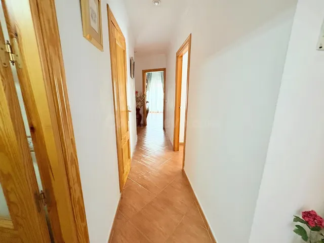 PISO VENTA 3 DORMITORIOS EN MONDA - foto 2