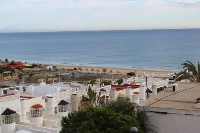 Acogedor apartamento en primera línea de playa — 13