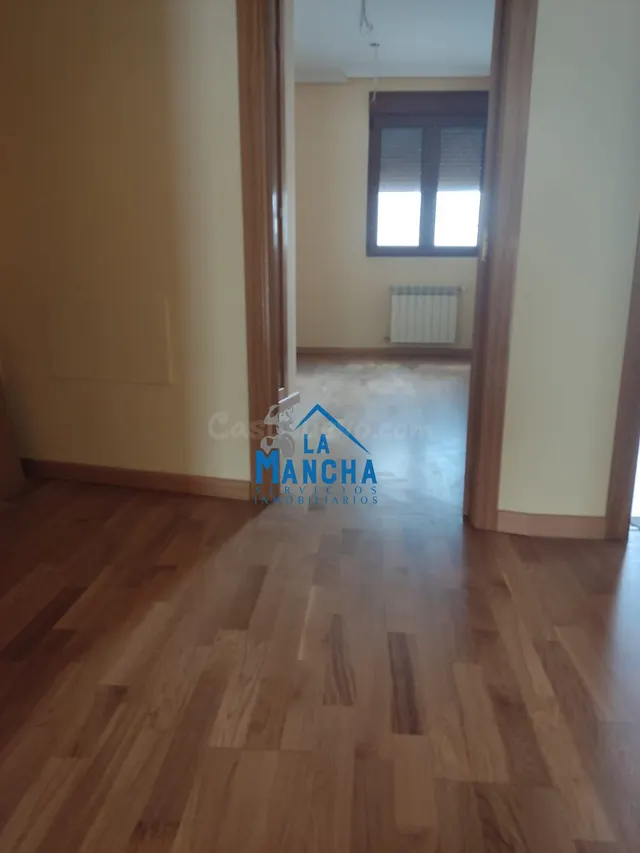 *380.000€* INMOBILIARIA LA MANCHA VENDE PISO EN PLENO CENTRO - foto 2