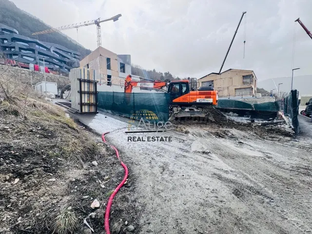 Terreno Urbanizable en Ordino: Oportunidad Única de Inversió