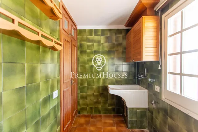 Espectacular casa con con 6.000m2 de parcela e impresionantes vistas al mar — 25