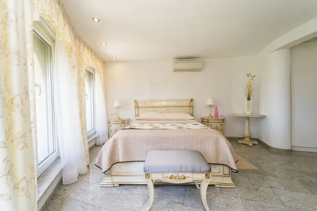 Villa 6 habitaciones 2600m² en venta - Cometa-Carrió — 11
