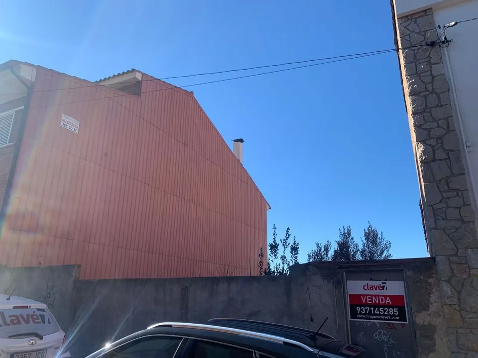 TERRENY EN VENDA AL CASC ANTIC