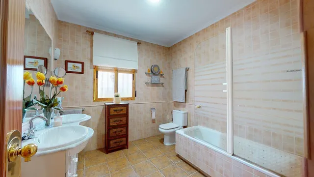 PARCELA EN PROINDIVISO CON VIVIENDA — 31