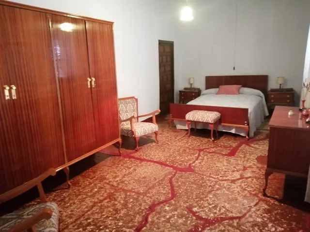Ideal cómo inversión o si desea vivir en un pueblo con encanto como es Iznájar (Córdoba). — 24