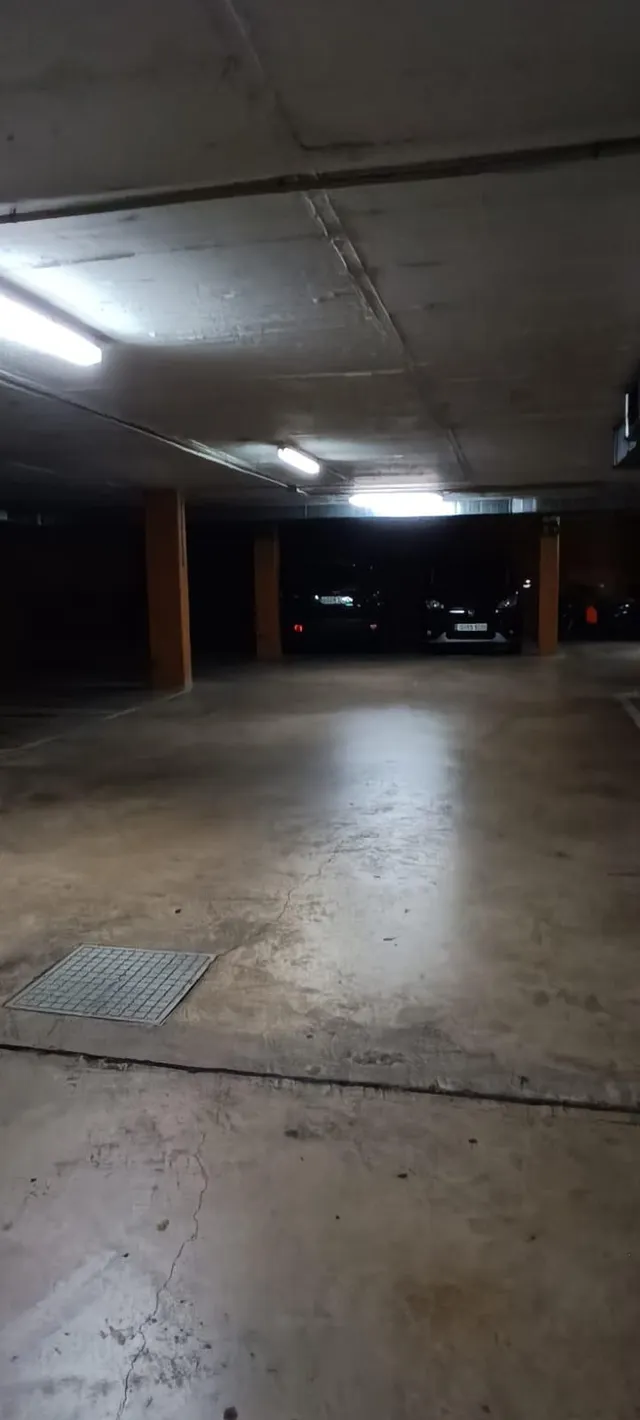 Oportunidad de Inversión: Parking en el Centro de Sant Boi de Llobregat — 8