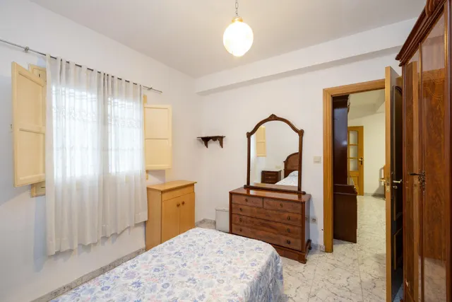 Piso 6 habitaciones 84m² en venta - Camino de ronda — 15