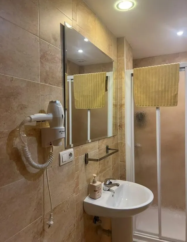 Piso de 3 dormitorios junto al El Corte Inglés — 9