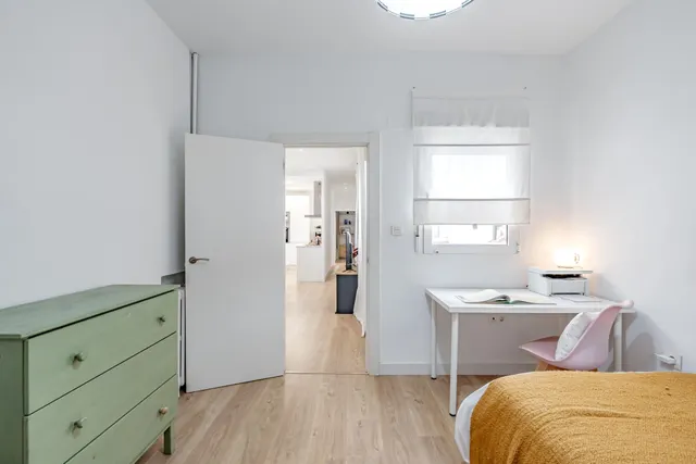 VIVIENDA REFORMADA Y MUY LUMINOSA EN RETIRO — 25