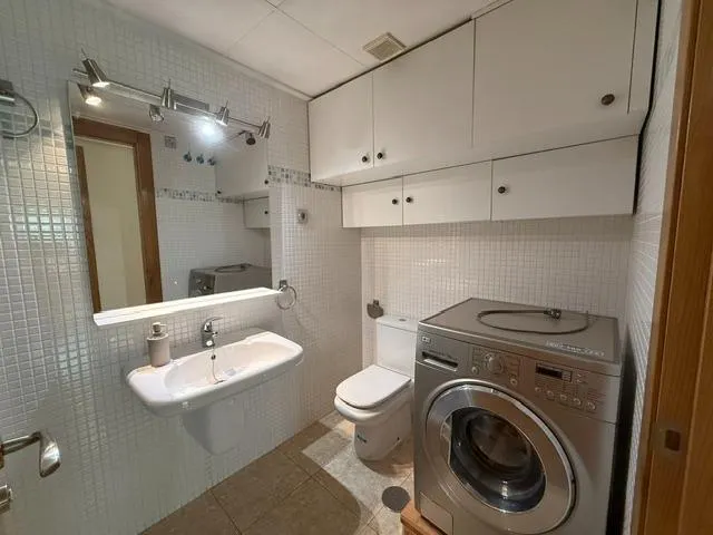 Alquiler apartamento amplio juan de borbon, 2 dormitorios, 2 baños, garaje , amueblado, luminoso — 18