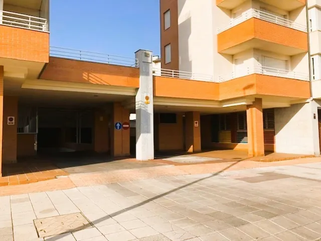 PARKING EN PONFERRADA — 6