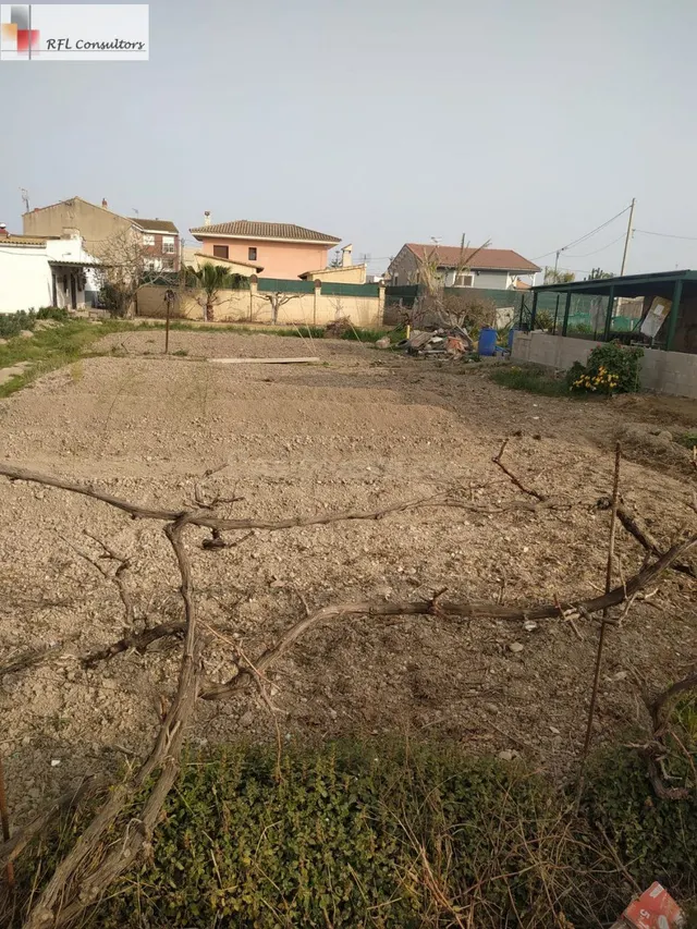 VENTA DE SOLAR URBANO SIN EDIFICACIÓN DE 646 M2 EN SANT JAUM