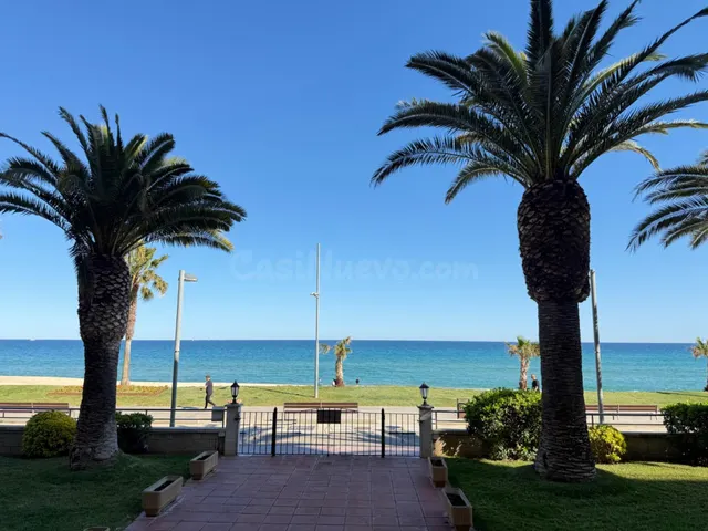Primera línea de mar en Torre Valentina – Vistas espectacula - foto 2