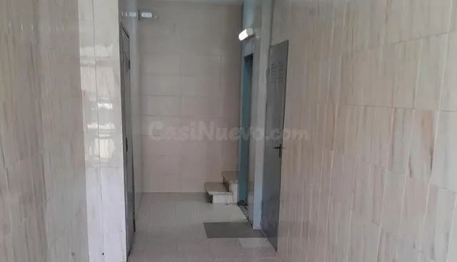 SE VENDE piso OKUPA en C Europa 4 de Terrassa, Barcelona. - foto 2