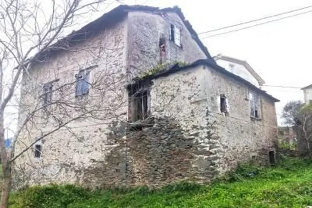 BONITA CASA RUSTICA EN NAVIA - foto 2