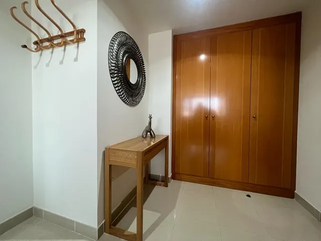 Vivienda en La Torre II con vistas al mar y a la ciudad. — 5