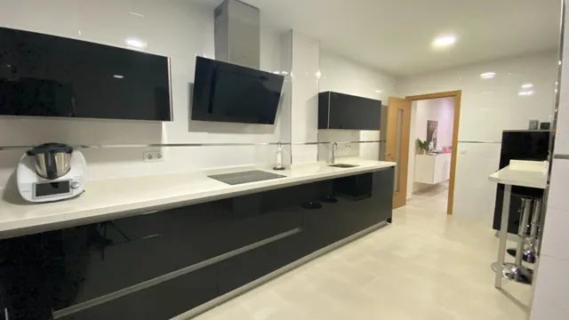 Casa completamente reformada con azotea y trastero — 6