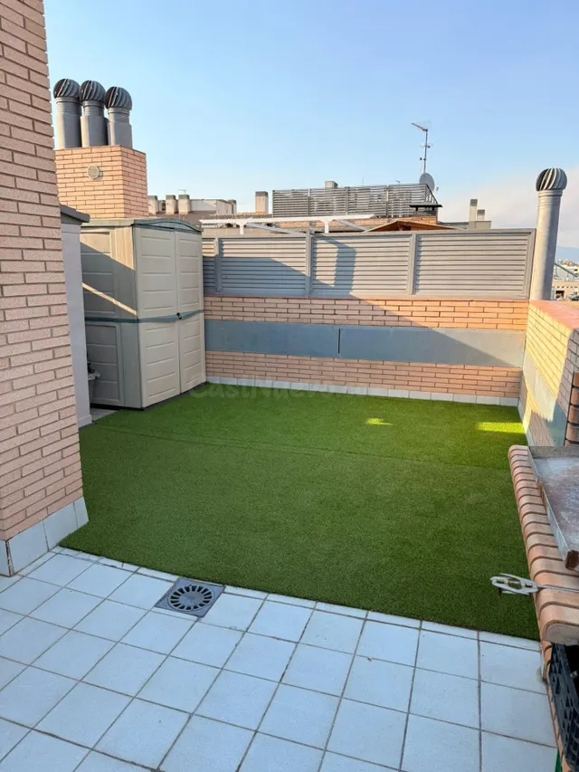 ÁTICO + 68m2 DE TERRAZA EN ZONA MAS RAMPINYO - foto 2