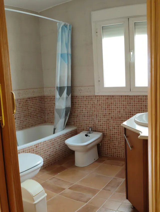 CASA FAMILIAR EN MACAEL ( ALMERÍA ) DE 4 habitaciones Y GARAJE. — 13