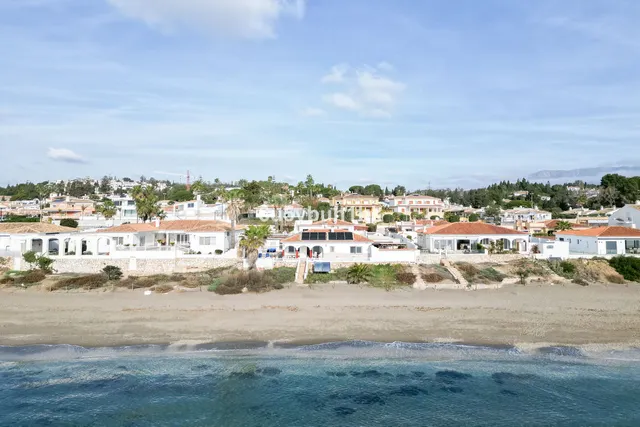 Chalet 4 habitaciones 315m² en venta - Riviera del sol