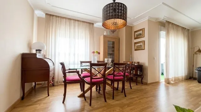 ¡amplia vivienda en pleno centro de Algeciras con plaza de garaje! — 6