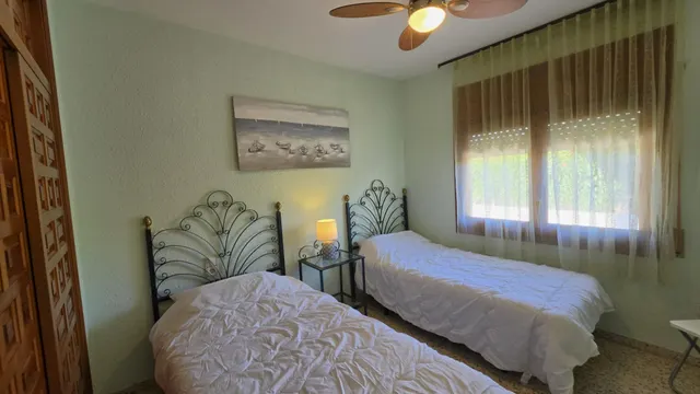 Chalet con piscina y licencia turística cerca del mar — 14