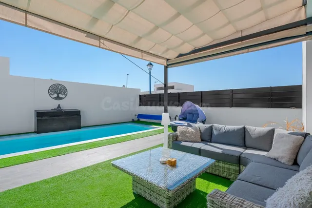 VILLA DE 4 DORMITORIOS Y 2 BAÑOS EN FORTUNA (MURCIA) — 8