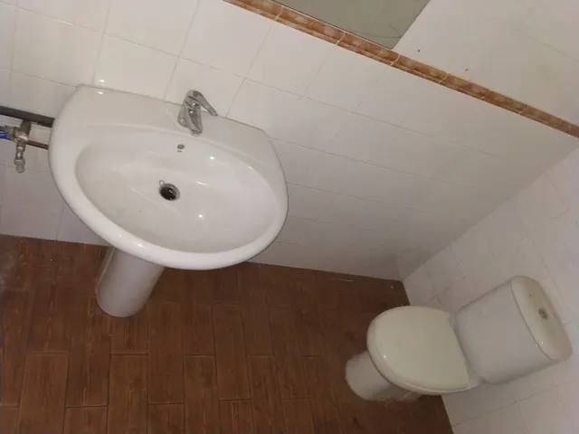 AVDA . ALICANTE  LOCAL DE 860 M2 — 13