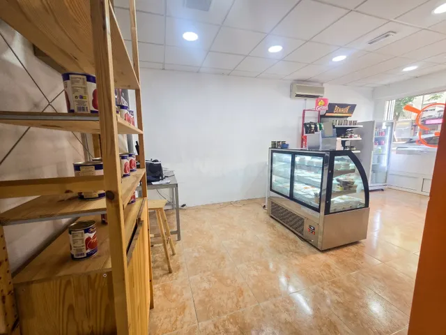 LOCAL COMERCIAL EN ALQUILER | SANTA MARÍA DE GRACIA | 600 €/ - foto 4