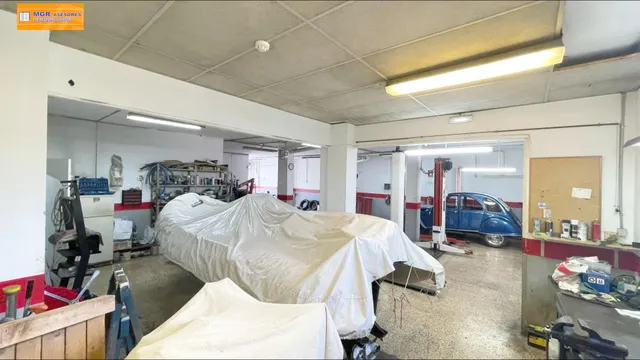 VENTA DE TALLER MECANICO O LOCAL DE 140 M2 CON PUERTA AUTOMATICA, VADO, ventilación Y LUZ NATURAL — 11