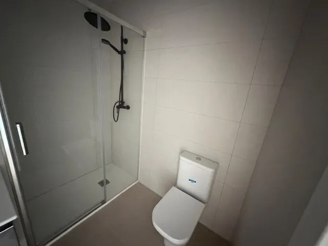 Piso con vista al Mar 300 m del mar. El residencial es el lugar perfecto para disfrutar de la vida frente al mar — 17