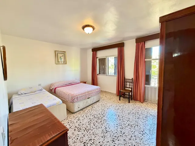Excepcional Casa en Campillos - Oportunidad Única por €190,000 — 28