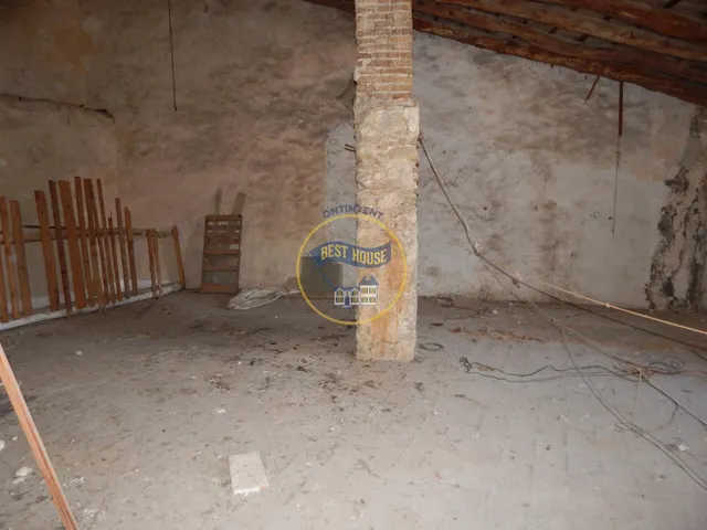 GRAN CASA CENTRICA EN BOCAIRENT — 9