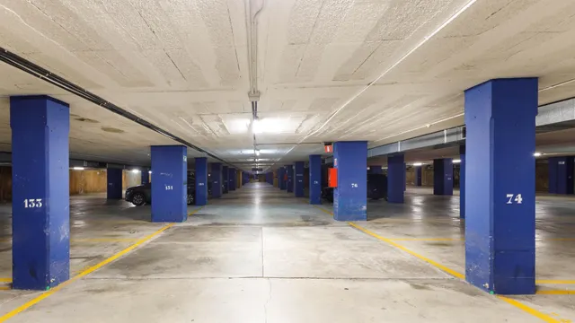 Parking 12m² en alquiler - Zona Franca — 25
