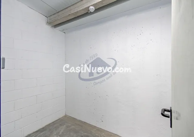 PLAZAS DE APARCAMIENTO CON TRASTERO EN FINCA DE OBRA NUEVA S - foto 4